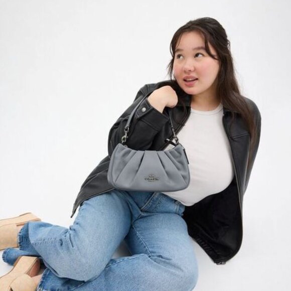 NWOT Coach Teri with Ruching - Picture 4 of 5